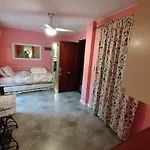 Centro Hernan Ruiz De 4 A 8 Personas *