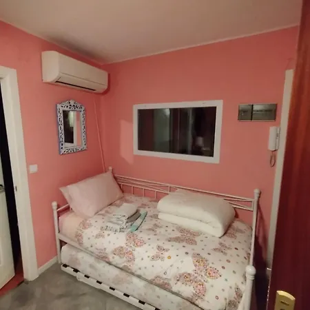 Centro Hernan Ruiz De 4 A 8 Personas Apartment *