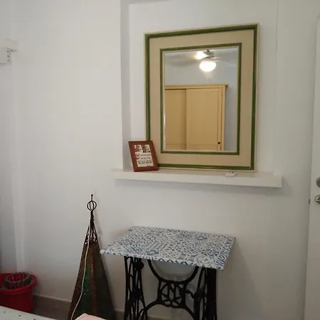 Centro Hernan Ruiz De 4 A 8 Personas *