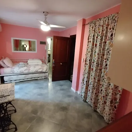 Centro Hernan Ruiz De 4 A 8 Personas *