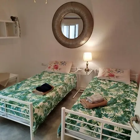 Centro Hernan Ruiz De 4 A 8 Personas Apartment
