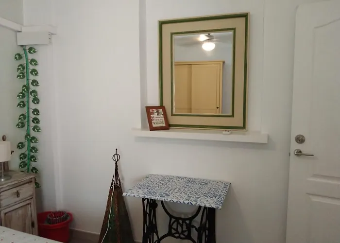 Centro Hernan Ruiz De 4 A 8 Personas *