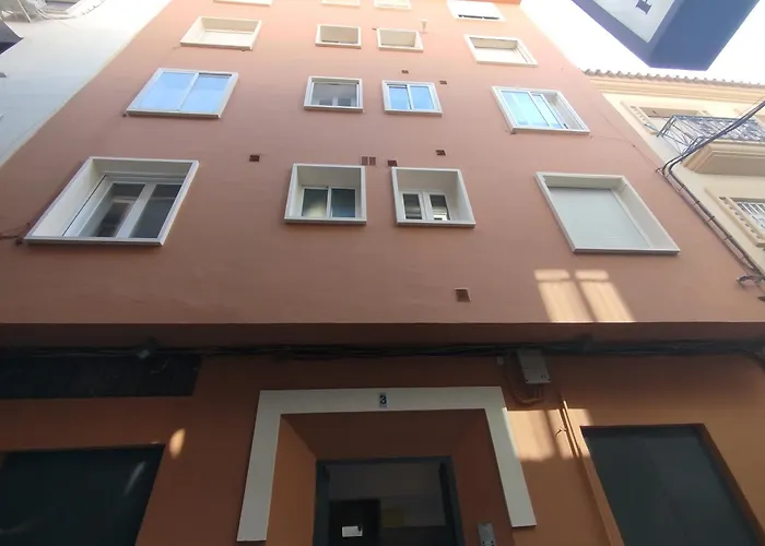 Centro Hernan Ruiz De 4 A 8 Personas * Màlaga