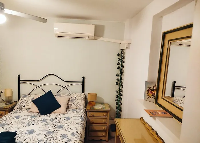 Centro Hernan Ruiz De 4 A 8 Personas