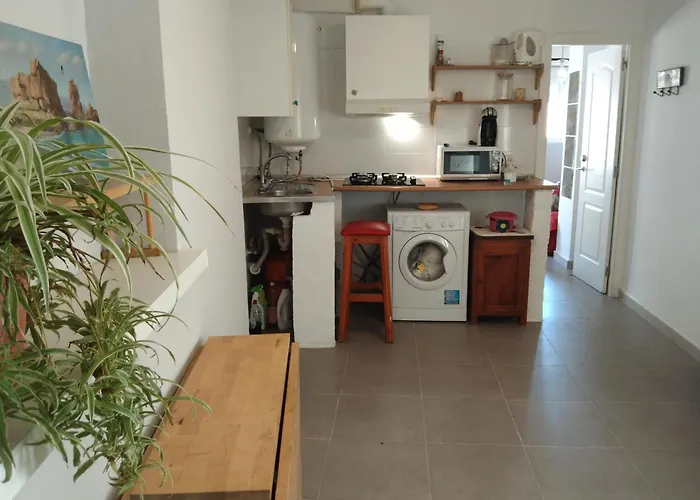 Centro Hernan Ruiz De 4 A 8 Personas Màlaga