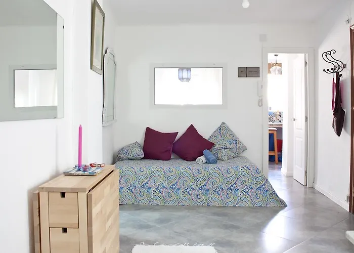 Centro Hernan Ruiz De 4 A 8 Personas Màlaga